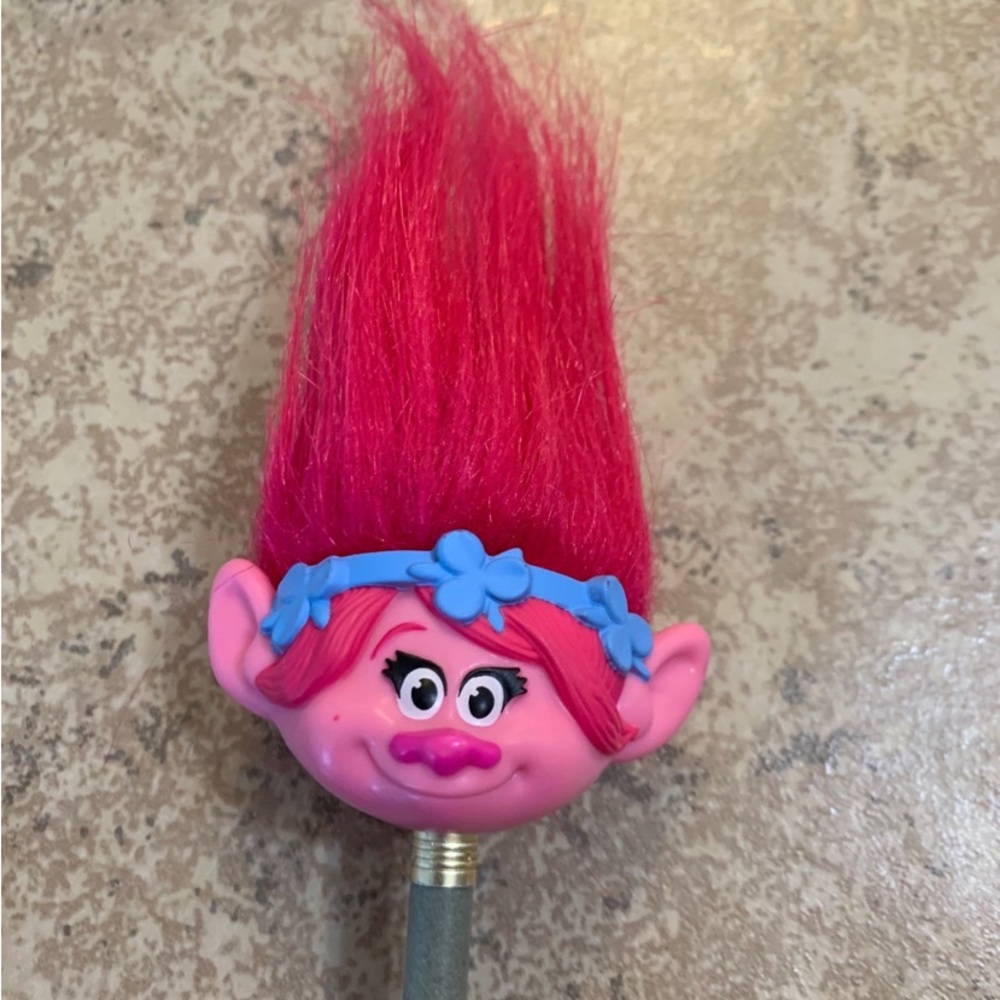 2018 Mc Donald Happy Meal Toy. Color: Pink & Blue
